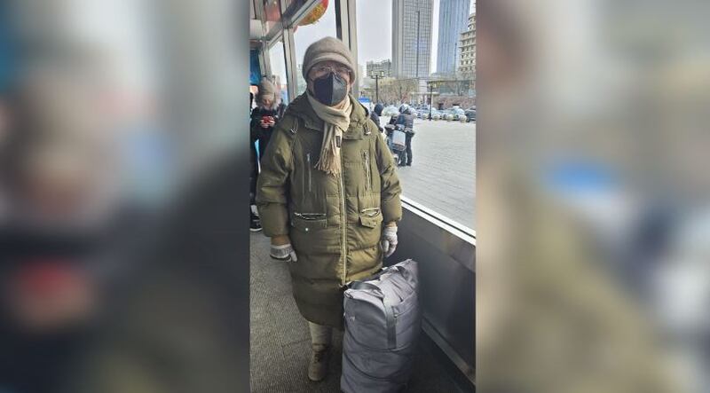 新娜  哈达
