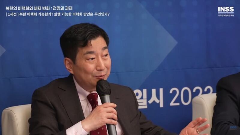 K040523dh2.jpg
