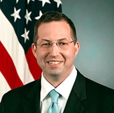 derek_mitchell_200_z