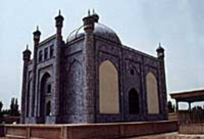 01-Sutuk-Bughra.jpg