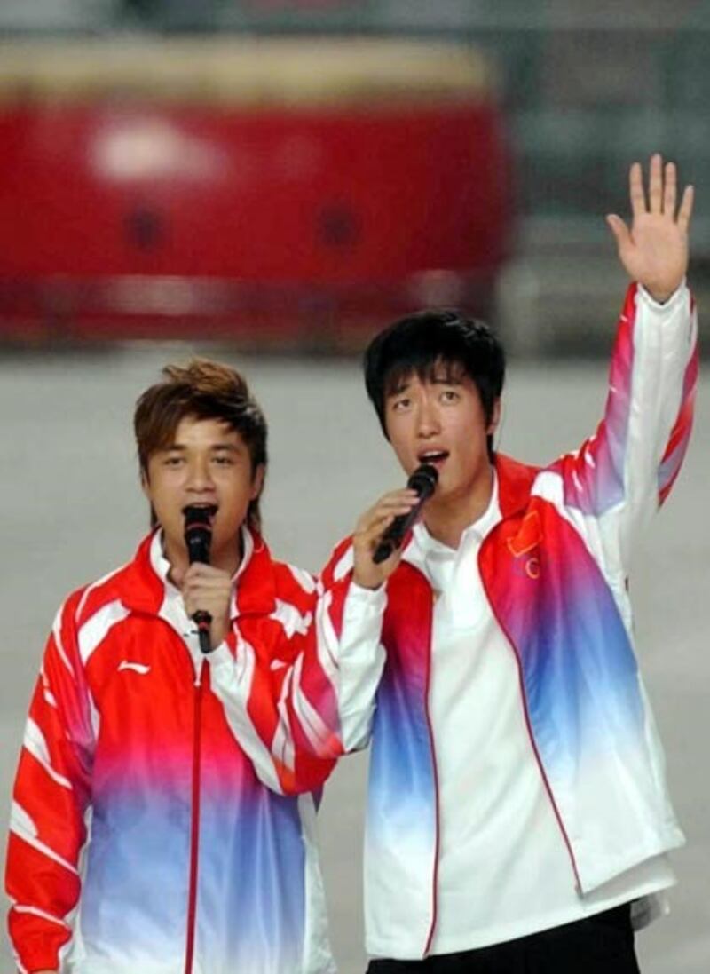 2004年劉翔與古巨基合唱表演成為經典。