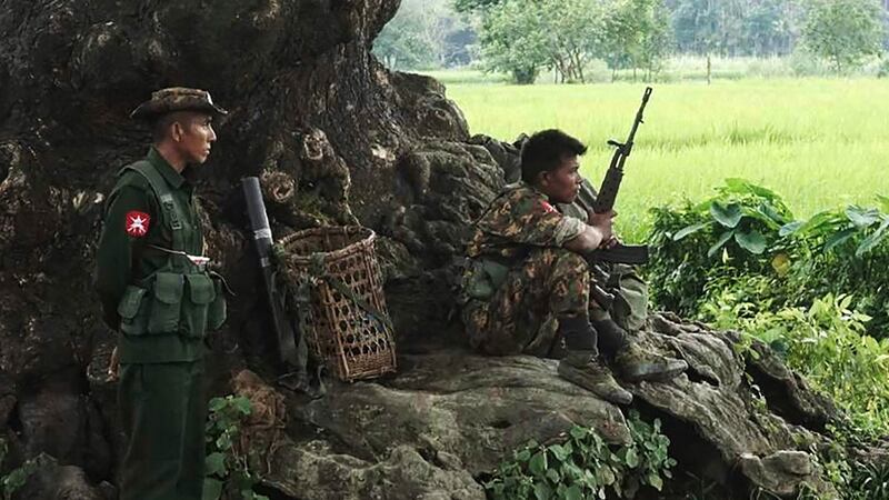 military-soldiers-in-rakhine.jpg