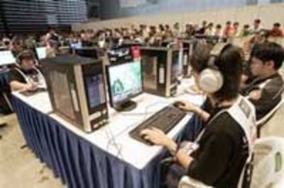 InternetYouth200.jpg