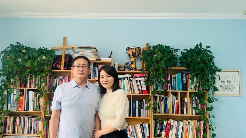 王全璋与妻子李文足感慨709大抓捕后他们一家已难有正常人的生活。(受访者提供)