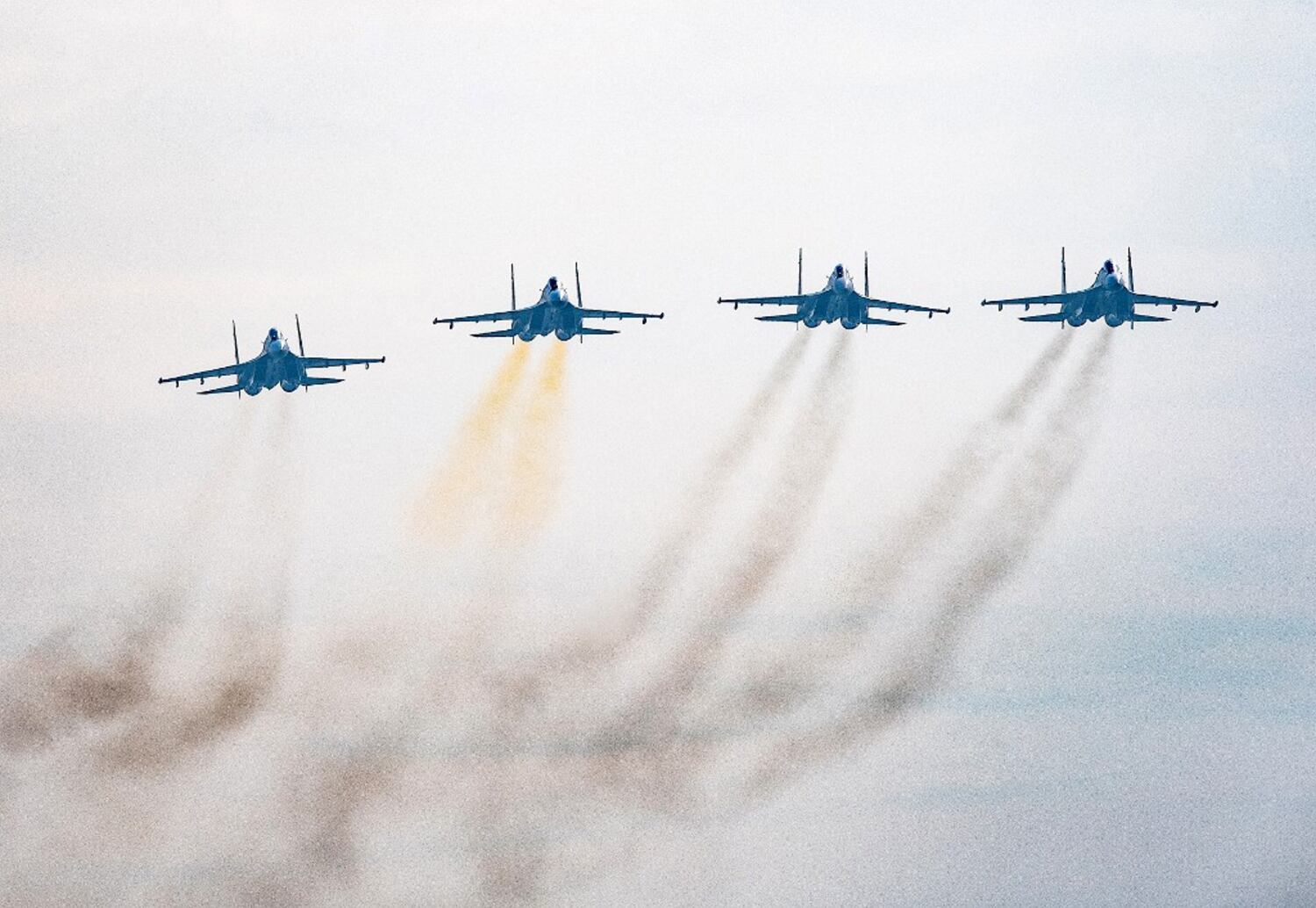 Vietnam showcases domestic weaponry at arms fair