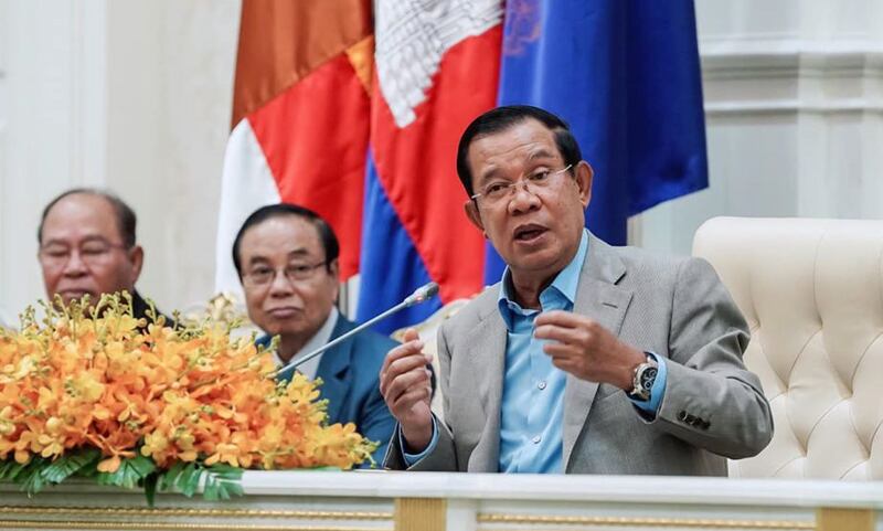 លោកនាយករដ្ឋមន្ត្រី ហ៊ុន សែន ថ្លែងក្នុងសន្និសីទសារព័ត៌មានមួយ នាវិមានសន្តិភាព នៅថ្ងៃទី៣០ ខែមករា ឆ្នាំ២០២០។