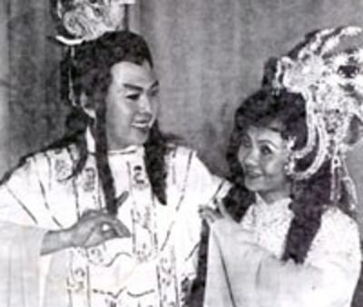 ThanhBachParis200.jpg