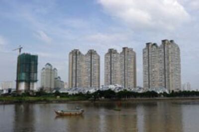 Ảnh minh họa chụp bên bờ sông Sài Gòn ở TPHCM hôm 19/11/2013. AFP PHOTO.