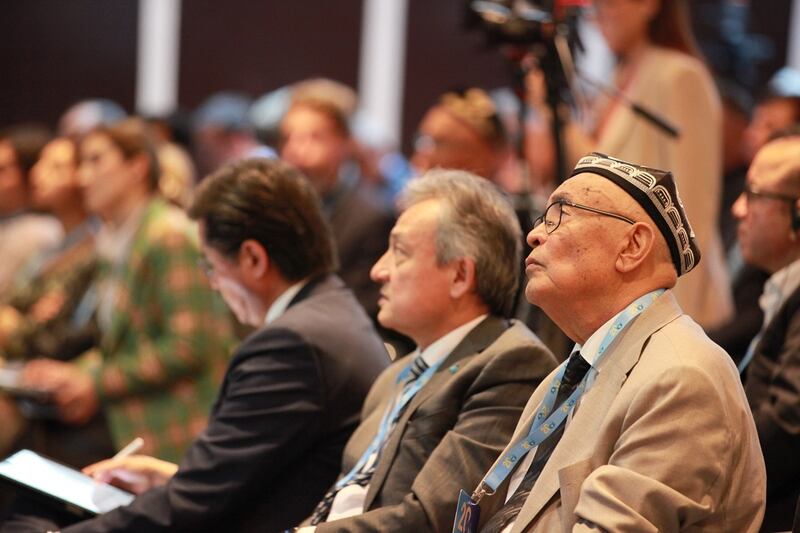 DUQ-20-yil-Sherqiy-Turkistan-qanuniy-asas-2.jpg