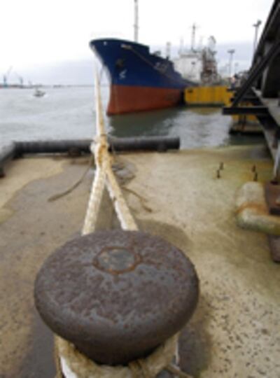 heavy_oil_ship-200.jpg
