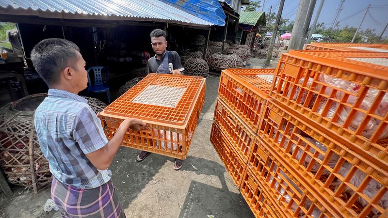 ရခိုင်ပြည်နယ် စစ်တွေမြို့ ဘုမေ မွတ်စလင်ရွာစျေးကို ၂၀၂၃ ခုနှစ် အောက်တိုဘာ ၉ ရက်နေ့က တွေ့ရစဉ်။ (Photo: RFA)