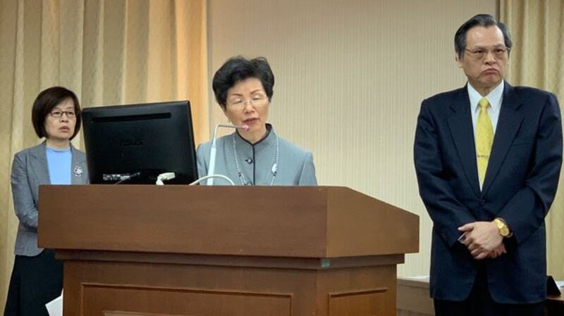 策进会董事长张小月称，陈同佳案开始未获港方答覆。（记者 黄春梅摄）