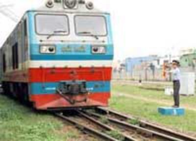TrainTransport200.jpg