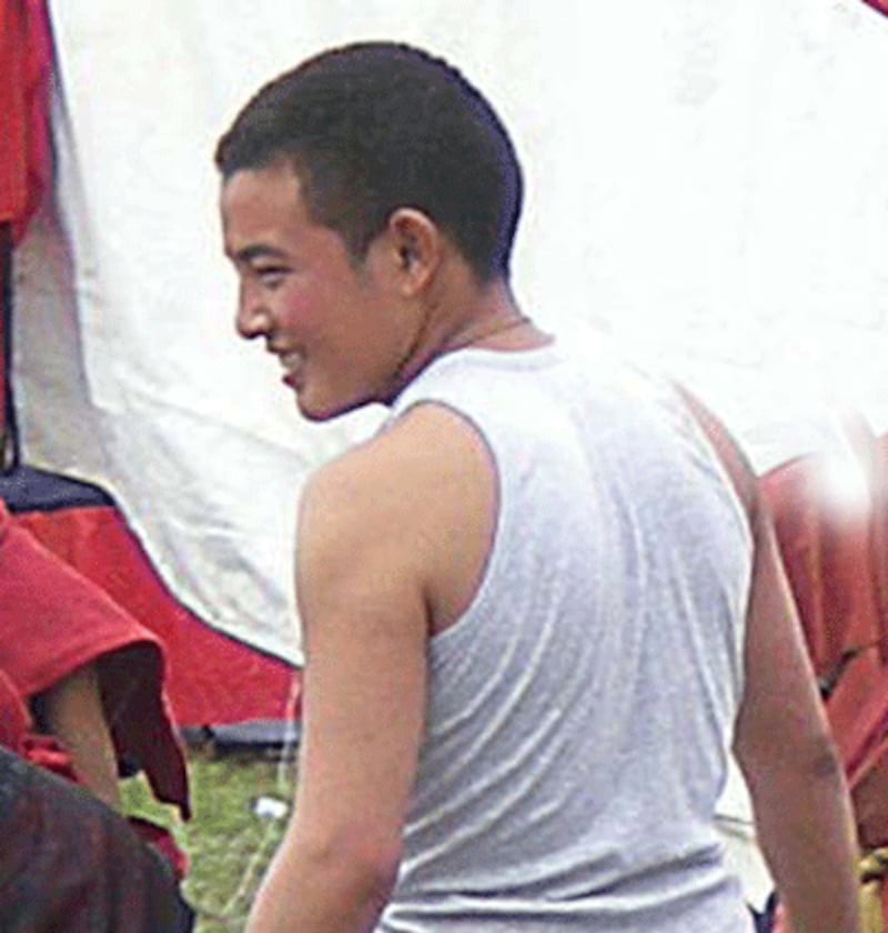 tibet-monk2-400.gif