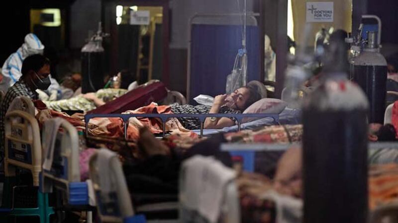 印度最近疫情大爆发，累计1800万人确诊，死亡人数破20万。(法新社)