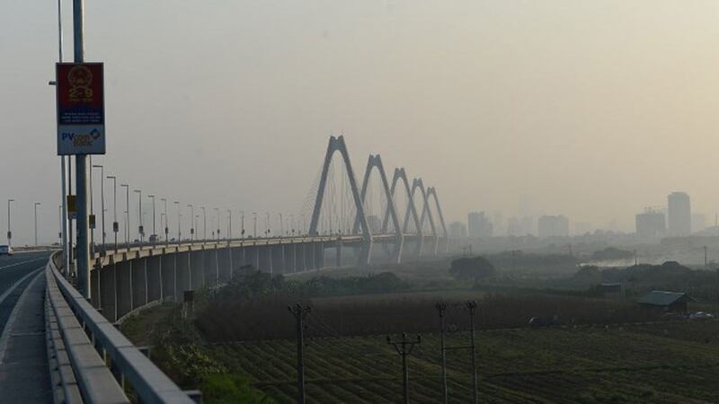 Khu vực cầu Nhật Tân, thành phố Hà Nội. Ảnh minh họa chụp trước đây.