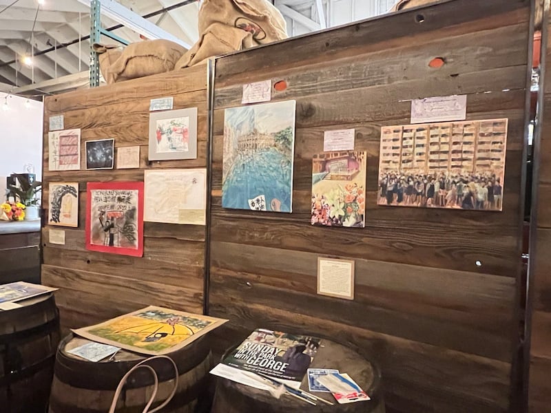 加州湾区港人举办美术展中展出的美术作品（孙诚拍摄，独家首发）