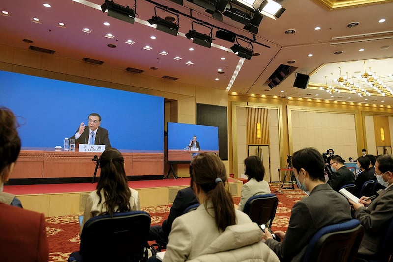 2022 年 3 月 11 日，中国总理李克强在中外记者发布会上。 （路透社）