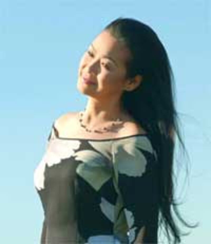 KhanhLy200.jpg
