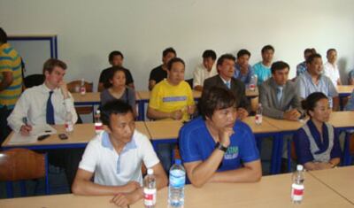 surgindiki-tibet-hokumet-hitay-bolimi-wekilliri-uyghurlar-385.jpg