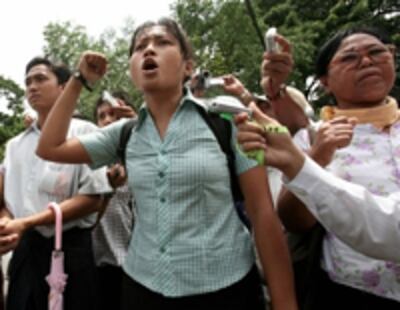 burma_protest-200.jpg