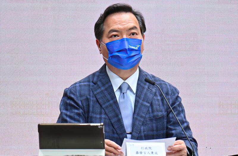 行政院發言人羅秉成：中國不要用政治干預正常經貿關係。（行政院提供）