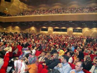 Istanbul-yetim-balilar-yighini-1-305.jpg