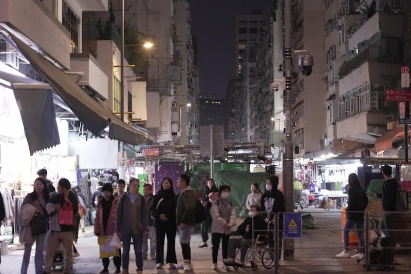 圖為花園街，今年新裝的警方閉路電視。當局指閉路電視可支援收音功能，但效果較差，暫時不會使用。（衛斯攝）