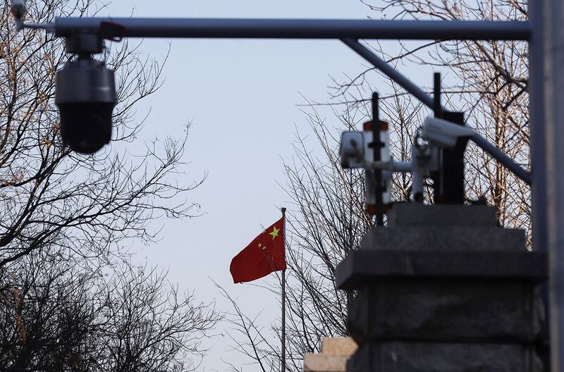 2022年3月31日所见的北京第二中级人民法院外的监控摄像（路透社）