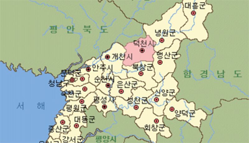 평안남도 덕천시(분홍색).