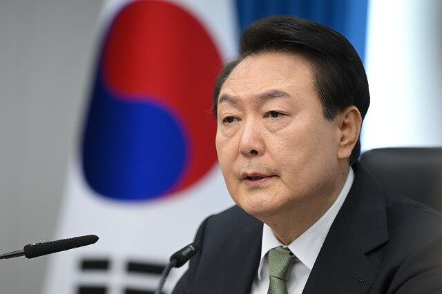 윤석열 한국 대통령은 2일 국무회의에서 “한미 핵협의그룹이 나토 핵기획그룹보다 더 실효적”이라고 말했다.