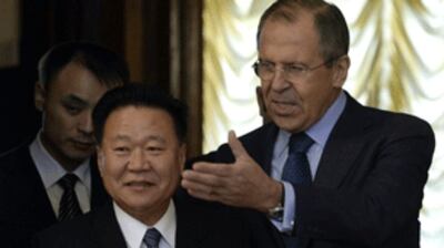 Ngọai trưởng Sergei Lavrov tiếp đón Phó Thống Chế Choe Ryong-hae, đặc sứ của Kim Jong-un - Courtesy of PressTV.com