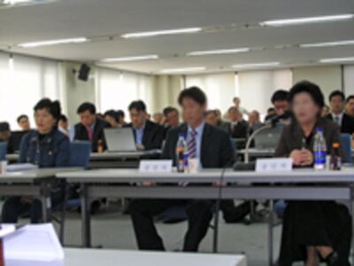defector_hearing-200.jpg
