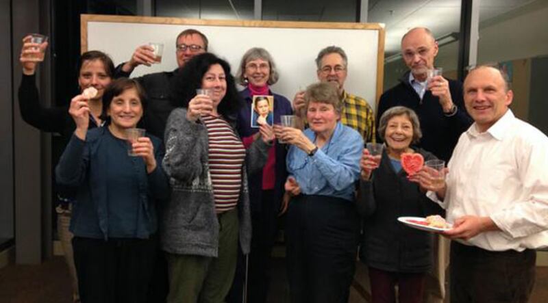 2014年4月11日，一直關注新公民運動案的國際特赦，其美國分會成員在許志永二審宣判前祝願。（國際特赦推特）