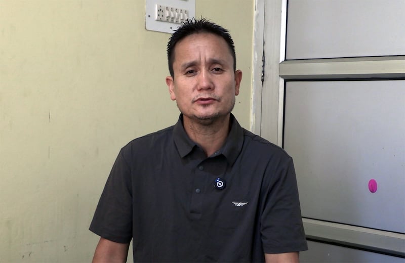 ནོར་བུ་རྒྱལ་ལགས་ཀྱི་ཚ་བོ་རྟ་བྷེ་ལགས།