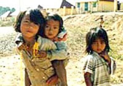 Trẻ em nghèo vùng Cao Nguyên