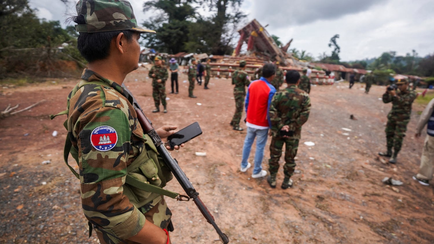 កងទ័ពថៃបើកការបាញ់ប្រហារមកលើកងទ័ពកម្ពុជា រំលោភលើកិច្ចព្រមព្រៀងឈប់បាញ់