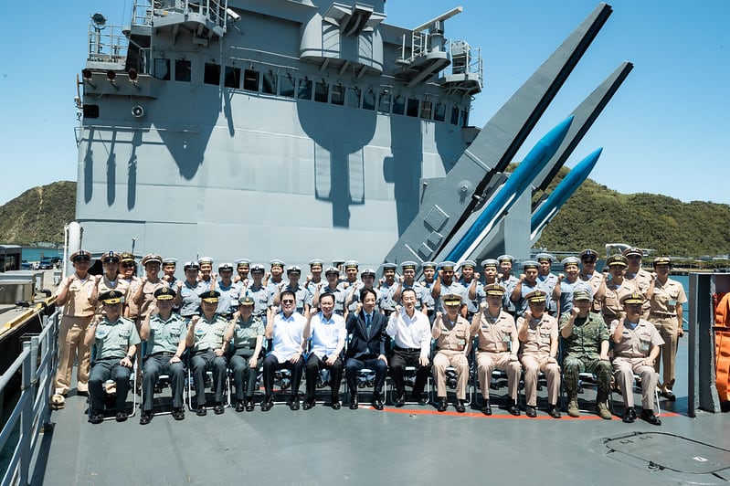 台湾的赖清德总统22日至宜兰勖勉海军168舰队。