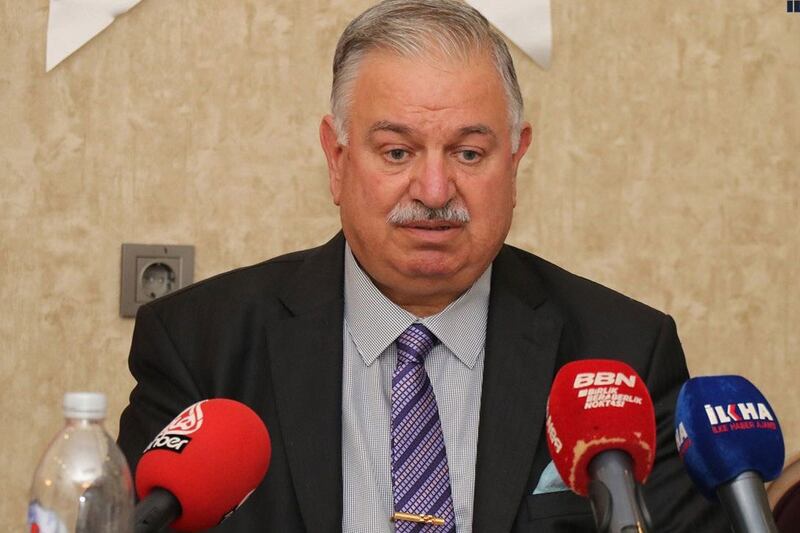 خىتاينىڭ ئۇيغۇر ئېلىنى بېسىۋالغانلىقىنىڭ 73-يىللىقىدا ئۆتكۈزۈلگەن ئاخبارات ئېلان قىلىش يىغىنىدا «يېڭىدىن رەفاھ» پارتىيەسى مۇئاۋىن رەئىسى دوغان بېكىن ئەپەندى سۆزلىمەكتە. 2022-يىلى 30-سېنتەبىر، ئەنقەرە، تۈركىيە.