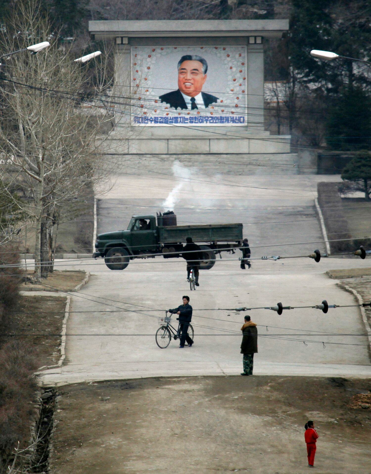 Publicly executed for killing a woman while trying to steal beans