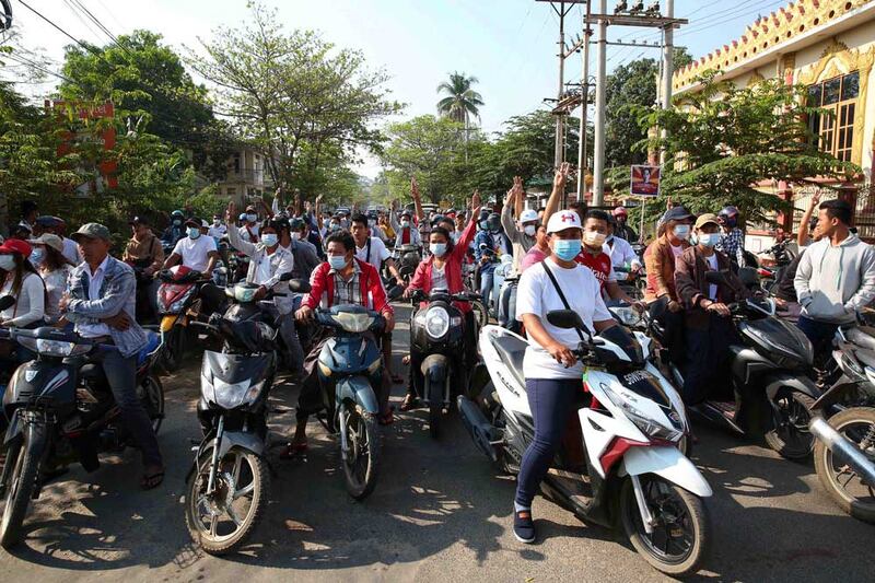 https://www.rfa.org/english/multimedia/myanmar-death-protest-gallery-02222021182753.html/myanmar_funeral022121_021.jpg