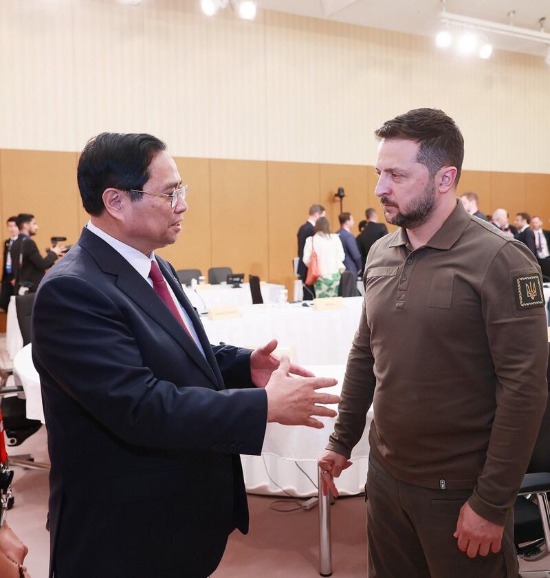 thu-tuong-pham-minh-chinh-gap-tong-thong-ukraine-volodymyr-zelensky-20230521163746.jpg