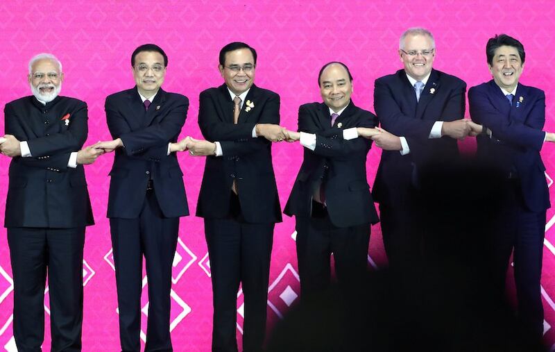 Hình minh hoạ. Thủ tướng Việt Nam Nguyễn Xuân Phúc chụp hình chung cùng các lãnh đạo các nước ASEAN ở Bangkok, Thái Lan hôm 4/11/2019