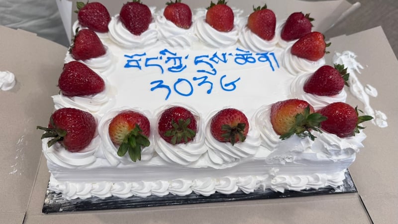 ཁེ་ཎ་ཌའི་གྲོས་ཚོགས་ནང་བྱམས་བརྩེའི་ལོ་དང་བསྟུན་བོད་ཀྱི་ཉིན་མོ་སྲུང་བརྩི་ཞུས་འདུག