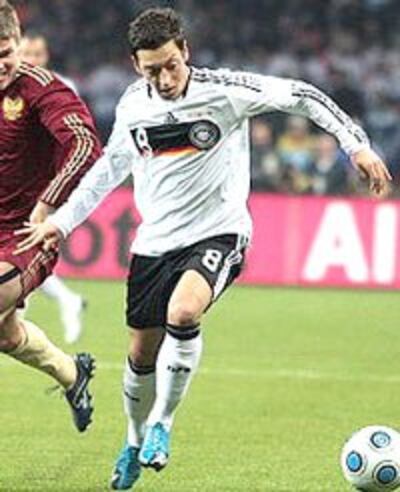 Vì sao mới mọc Mesut Oezil của đội tuyển Đức. Courtesy Wikipedia