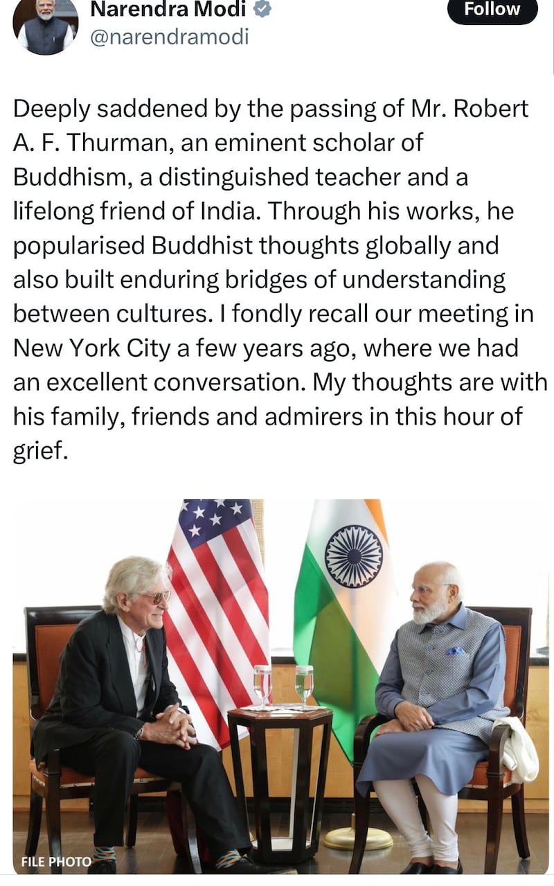 རྒྱ་གར་གྱི་སྲིད་བློན་དང་སྲིད་སྐྱོང་སྤེན་པ་ཚེ་རིང་ལགས་རྣམ་གཉིས་ཀྱིས་མཁས་དབང་རོ་བྷཊ་ཐར་མན་ལགས་དགོངས་པ་རྫོགས་པར་ཐུགས་གསོ་གནང་བ།