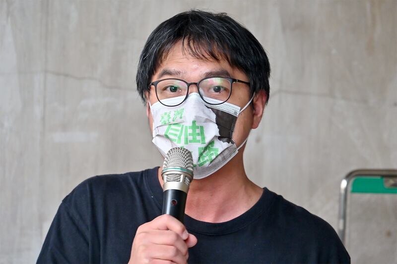 台灣人權促進會秘書長施逸翔：香港國安法完全違反「公民政治權利國際公約」。（鍾廣政 攝）