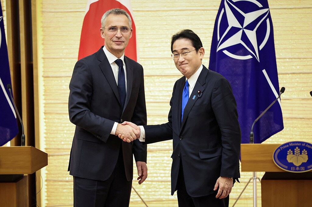 北约秘书长斯托尔滕贝格(Jens Stoltenberg) 1 月底前往东京访问时,与日本首相岸田文雄首次讨论了开设联络处的想法。