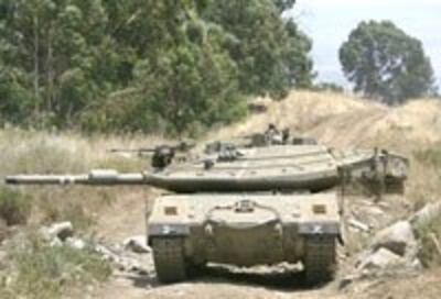 IsraelLebanonTank200.jpg