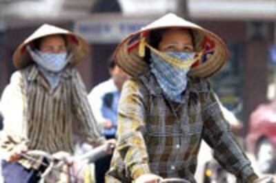 environment_women200.jpg